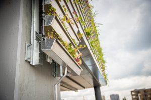 Spittelau Metallkonstruktion Grünwand